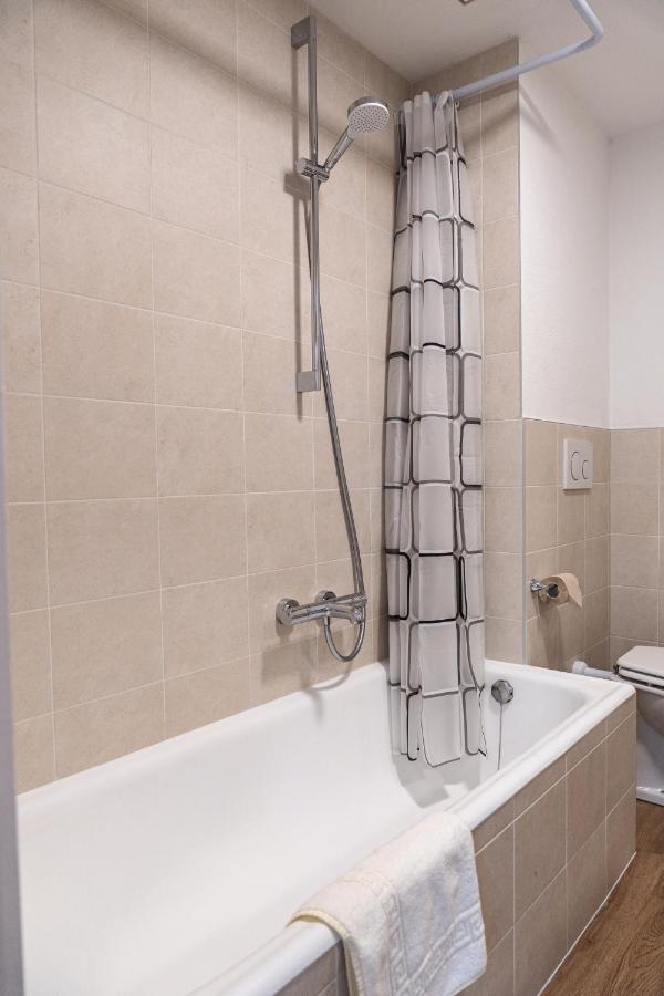 Flow Apartments Winkel Studio Merano Extérieur photo