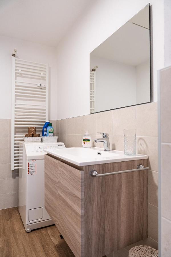 Flow Apartments Winkel Studio Merano Extérieur photo